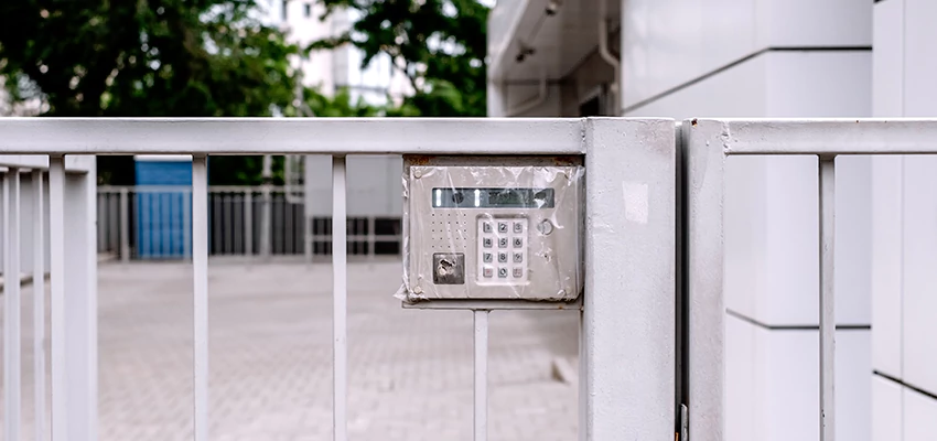 Gate Locks For Metal Gates in Fontainebleau, Florida