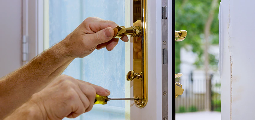 Local Locksmith For Key Duplication in Fontainebleau, FL